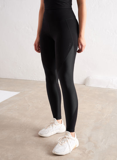 [Das Model trägt M und ist 175 cm.]