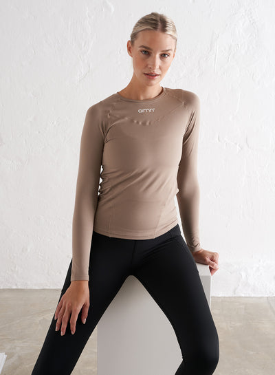 [Das Model trägt XS und ist 170 cm.]
