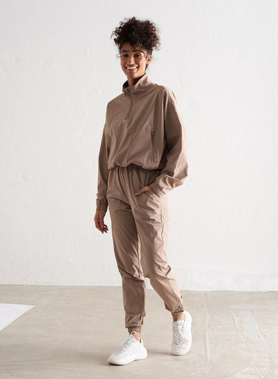 [Das Model trägt XS und ist 167 cm.]